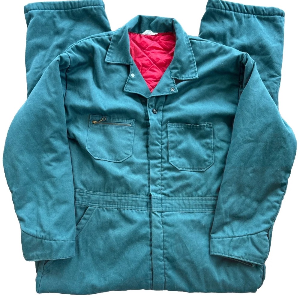 Men’s vintage insulated workwear. Large 22” across. 63” total length. GUC!!